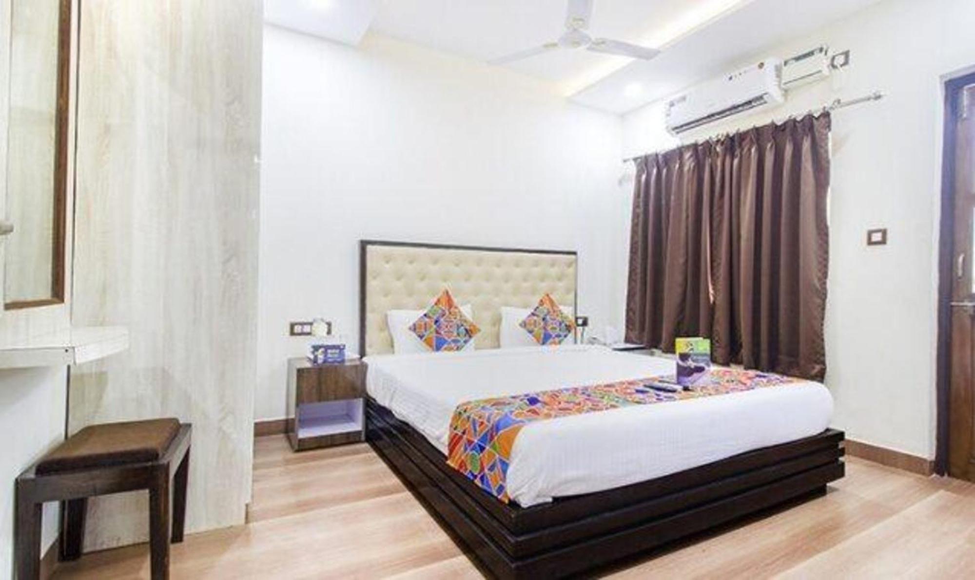 Fabexpress Orchid The Sky Hotel Calangute Exterior photo